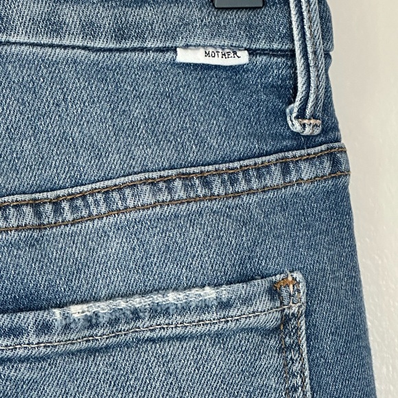 🩵MOTHER Denim High Waisted Looker Ankle Fray Hem Jean in Shoot to Thrill 23 - Picture 12 of 16